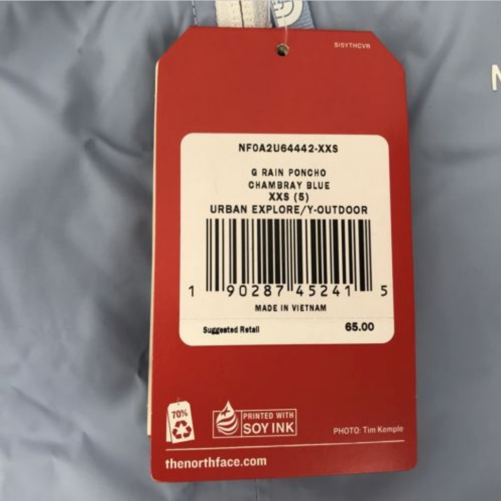 The North Face Camille Hooded Rain Poncho Jacket - Picture 8 of 8